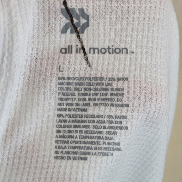 2 Workout Boxy Fit Crew Neck Crop Tanks, Size Large (1 NWT) - Picture 4 of 16